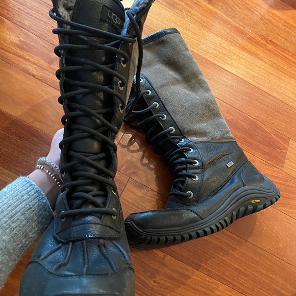 Woman’s ugg - Picture 7 of 11